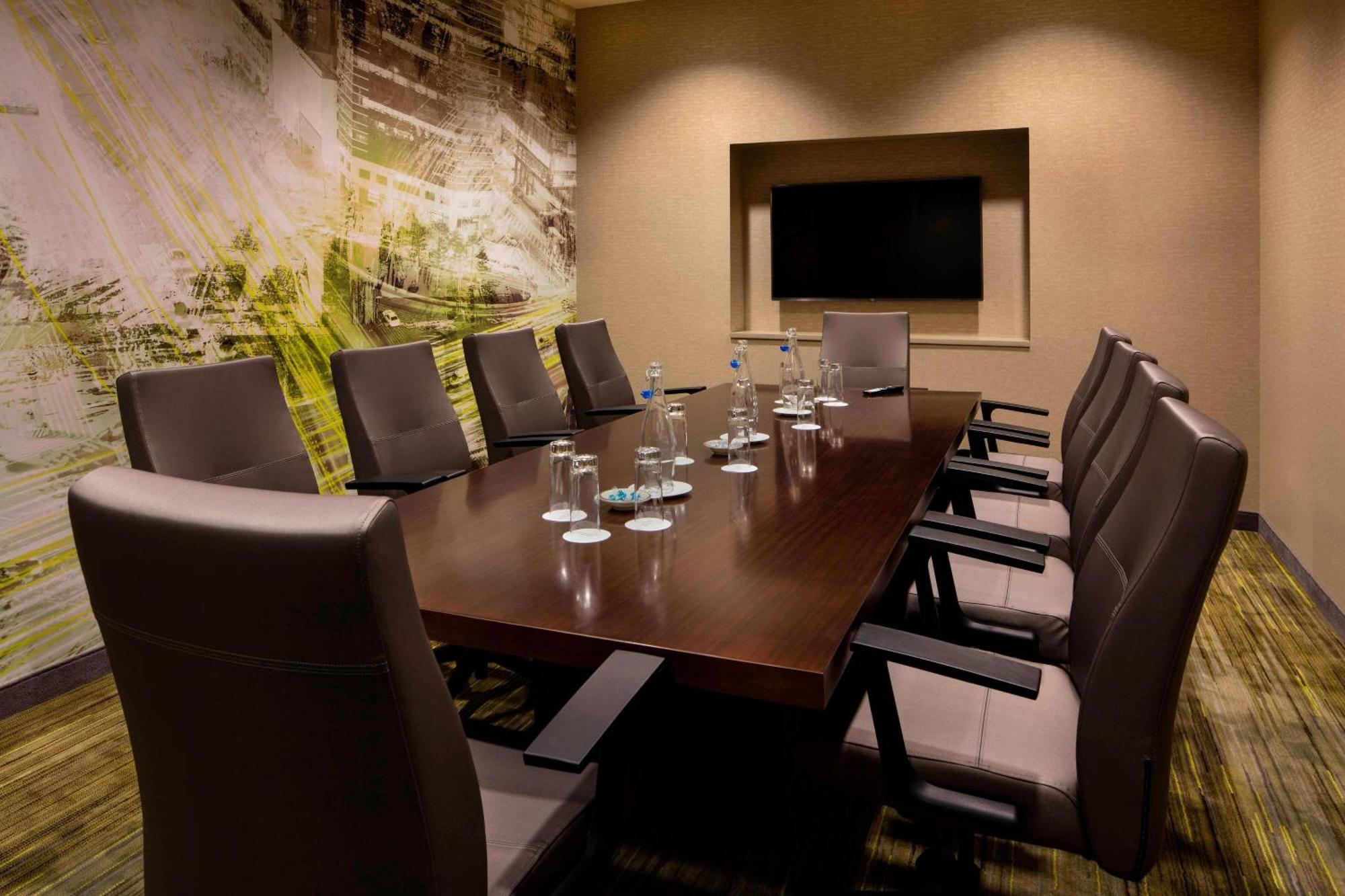 Courtyard By Marriott Prince George Exterior photo