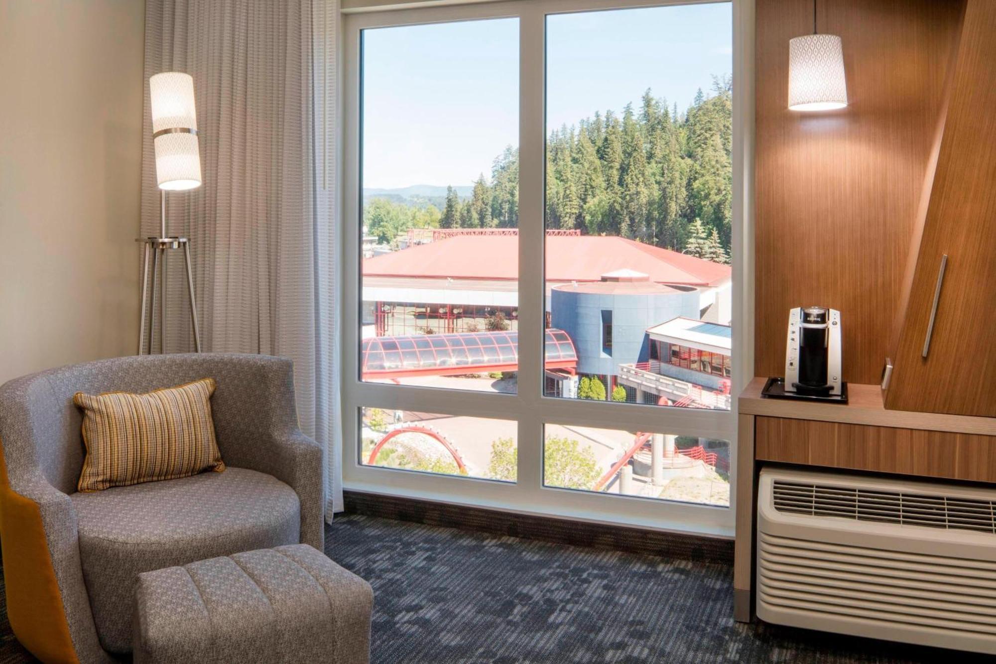 Courtyard By Marriott Prince George Exterior photo